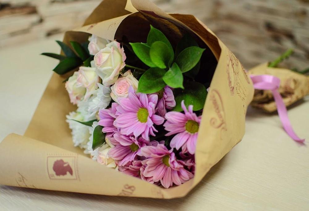 Букет цветов из: Розы и Хризантемы в Приволжском Республики Марий Эл