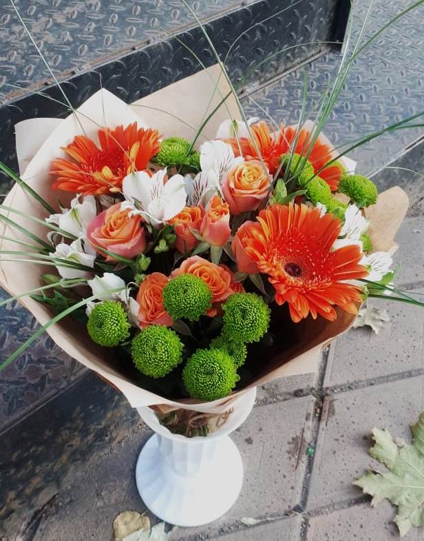 Букет цветов из: Герберы, Хризантемы, Альстромерии и Розы в Приволжском Республики Марий Эл