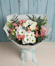 Букет цветов из:  Розы, Лизиантусы и Хризантемы в Приволжском Республики Марий Эл
