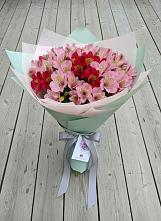 Букет цветов из:  Альстромерии #REPLACE_PRED# Приволжском Республики Марий Эл