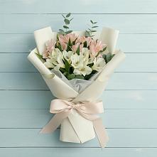 Букет цветов из:  Альстромерии в Приволжском Республики Марий Эл