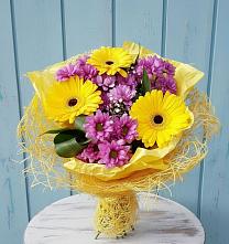 Букет цветов из:  Хризантемы и Герберы #REPLACE_PRED# Приволжском Республики Марий Эл