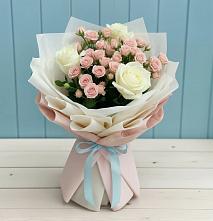Букет цветов из:  Розы в Приволжском Республики Марий Эл