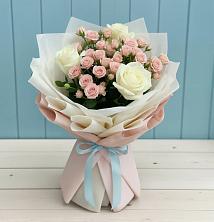 Букет цветов из:  Розы в Приволжском Республики Марий Эл