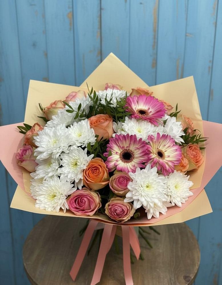 Букет цветов из: Розы, Герберы и Хризантемы в Приволжском Республики Марий Эл