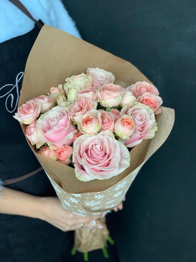 Букет цветов из: Хризантемы и Розы в Приволжском Республики Марий Эл