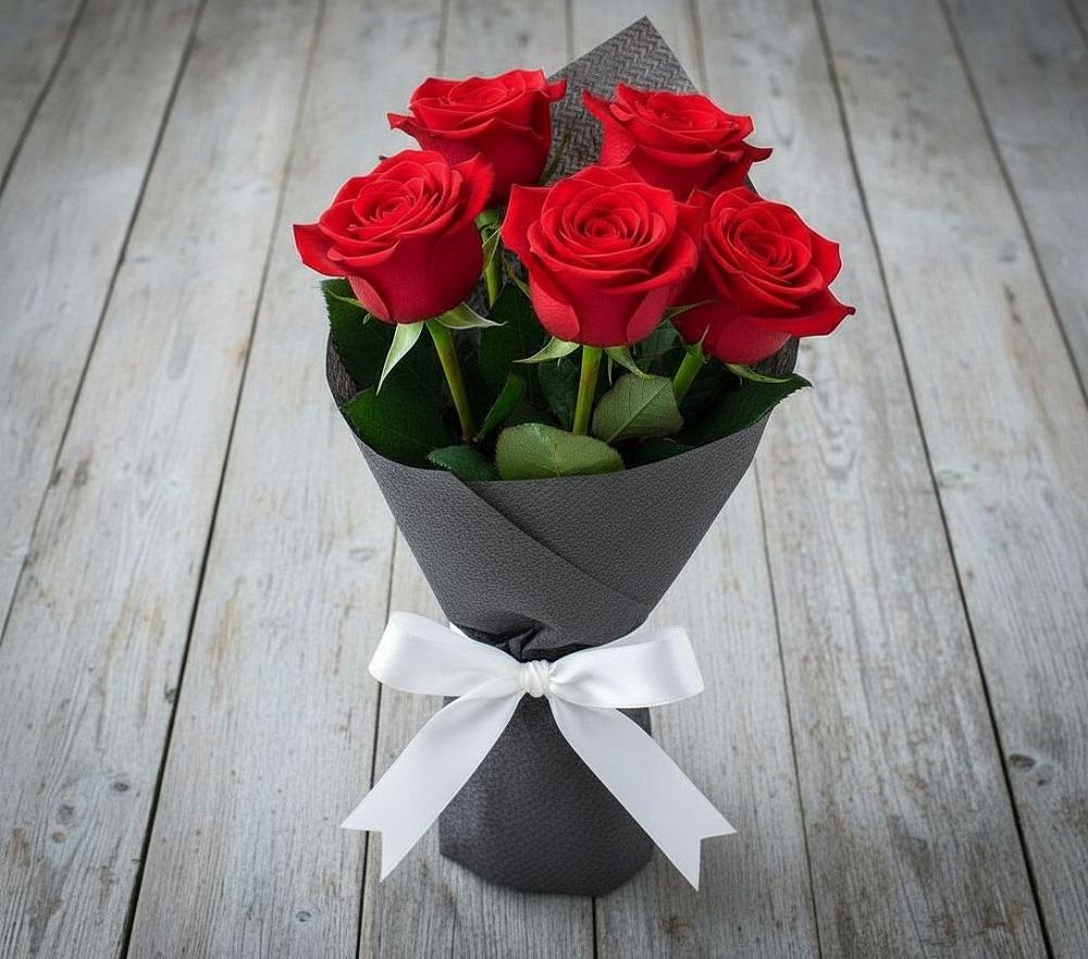 Букет 5 Красных роз Эдлесс Лав в Приволжском Республики Марий Эл