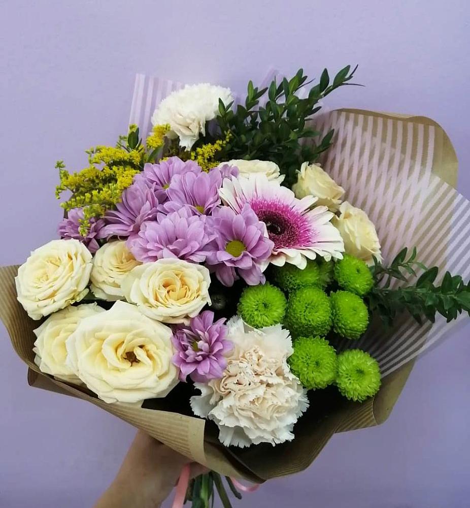 Букет цветов из: Хризантемы, Розы, Гвоздики и Герберы в Приволжском Республики Марий Эл