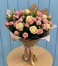 Букет цветов из:  Розы в Приволжском Республики Марий Эл