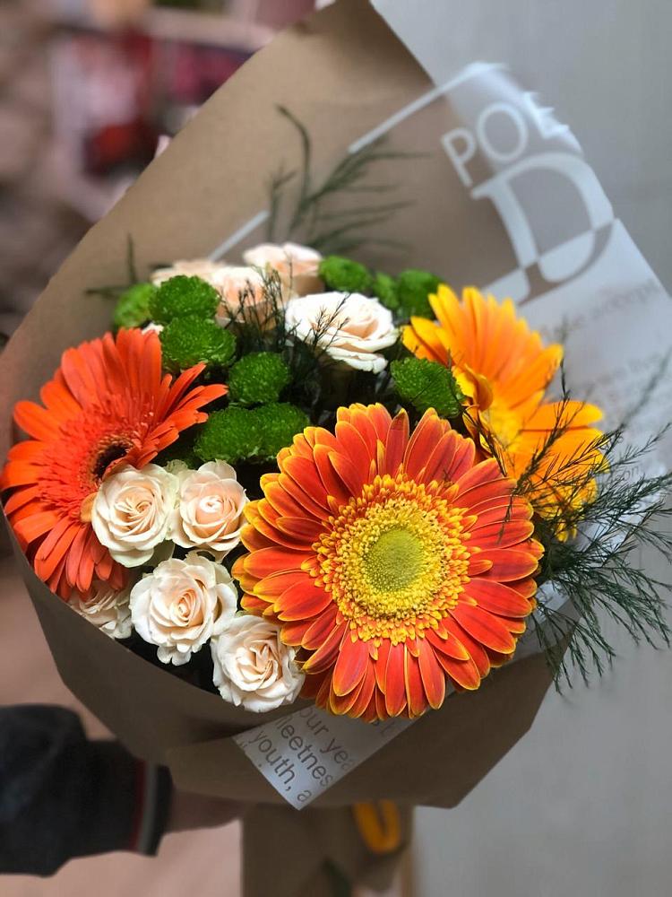 Букет цветов из: Герберы, Хризантемы и Розы в Приволжском Республики Марий Эл