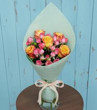 Букет цветов из:  Розы в Приволжском Республики Марий Эл
