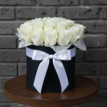 Цветочная композиция из Розы в шляпной коробке в Приволжском Республики Марий Эл